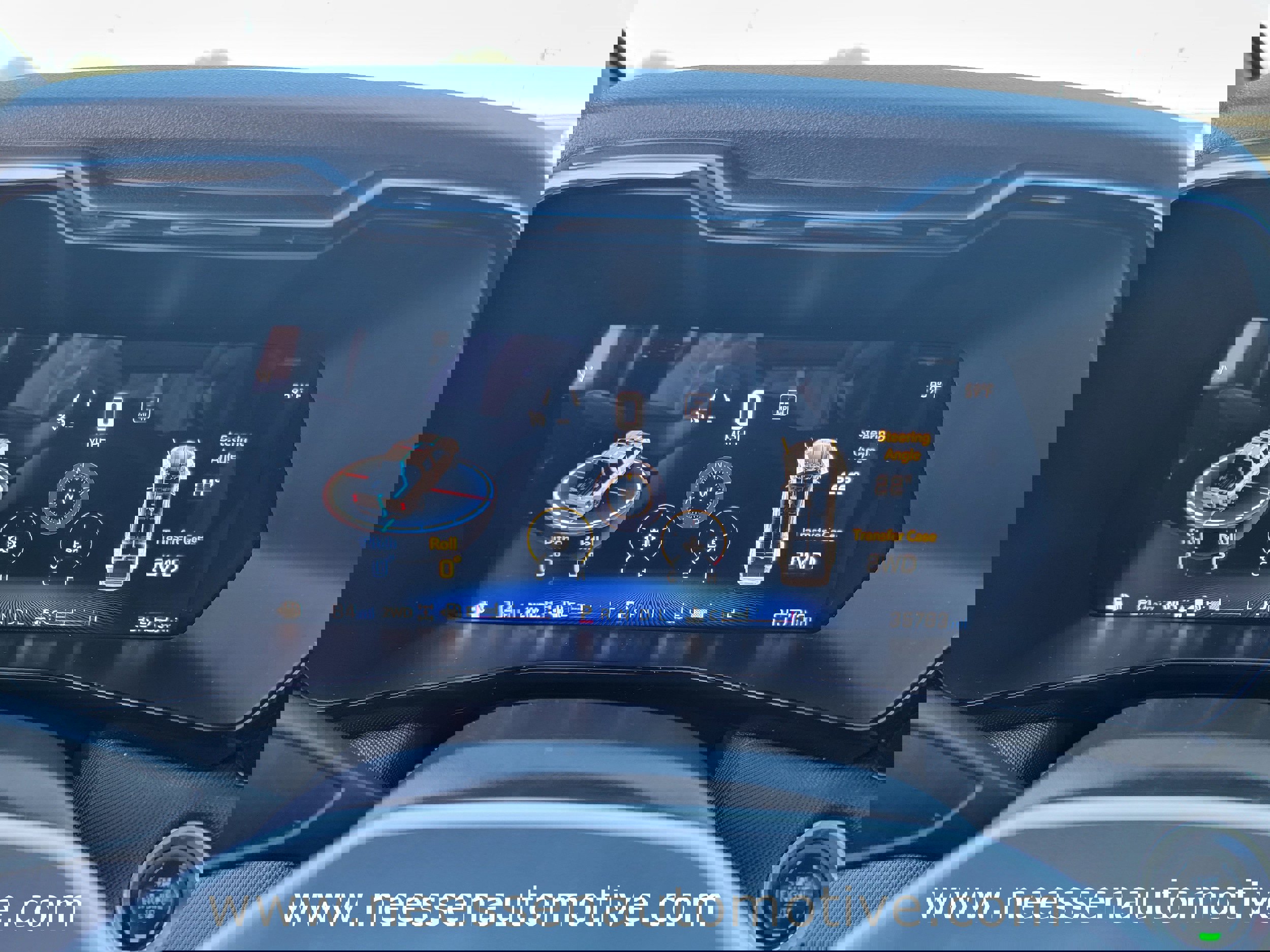 Used 2024 Chevrolet Colorado Z71 w/ Z71 Convenience Package 2 image 23