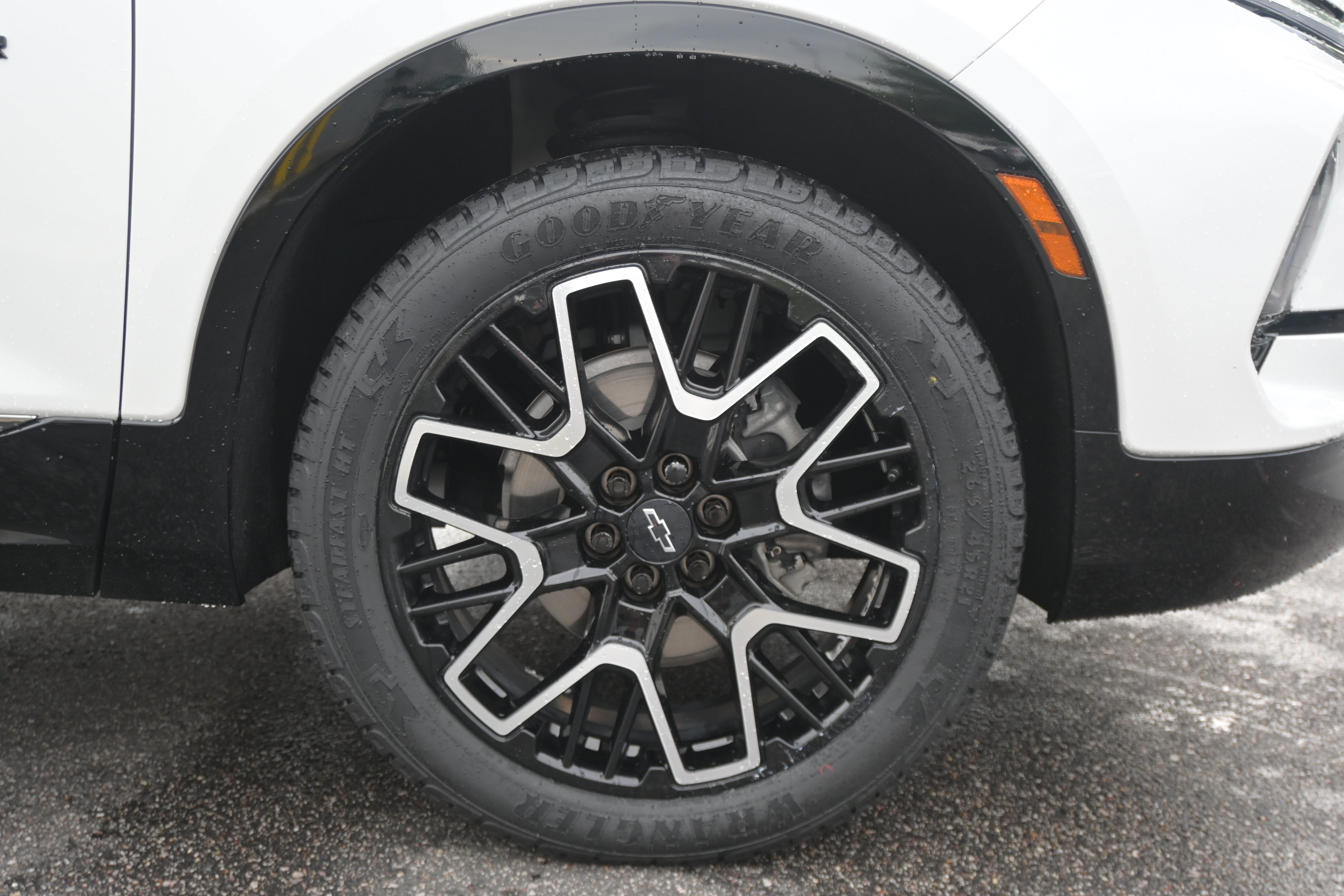 Used 2023 Chevrolet Blazer RS w/ Enhanced Convenience Package FWD image 13