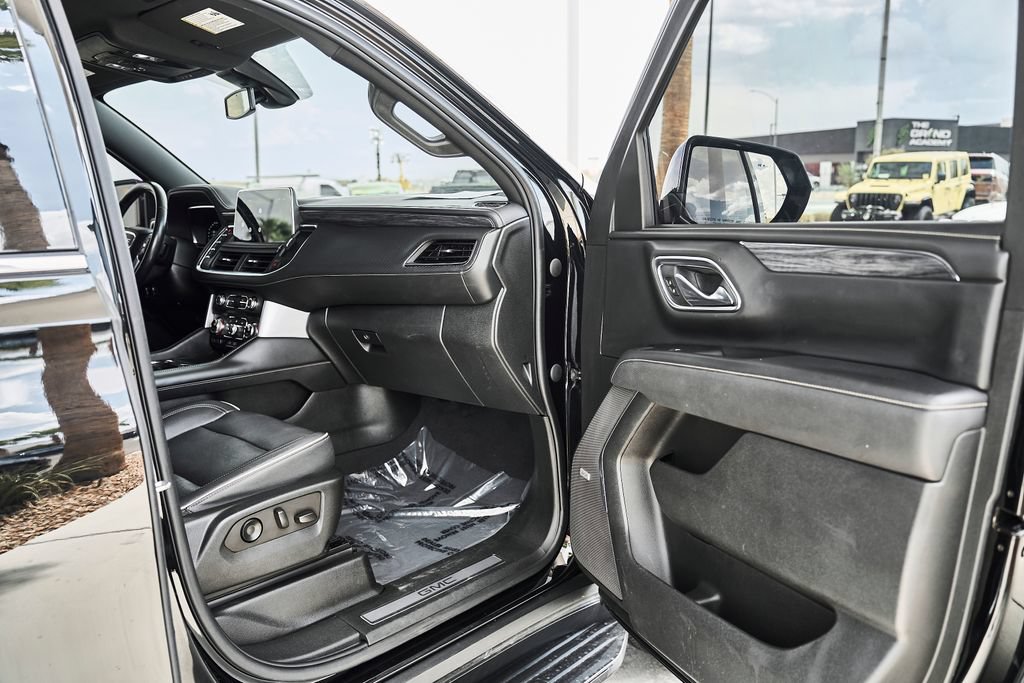 Used 2022 GMC Yukon SLT RWD image 9