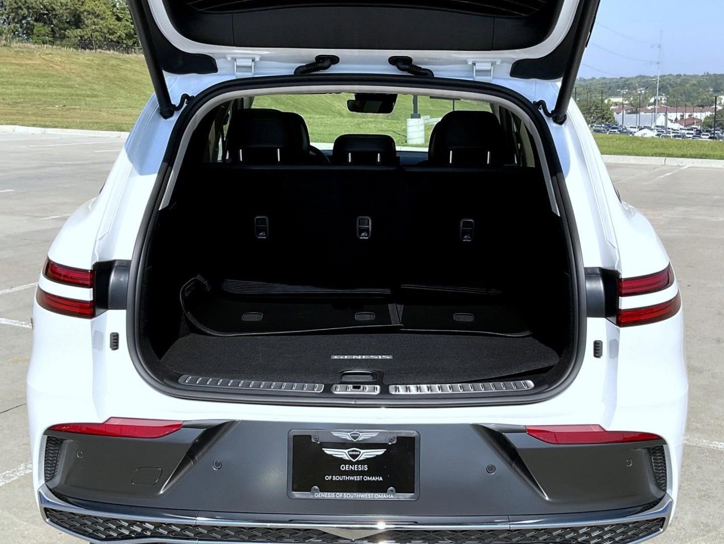 Certified 2026 Genesis GV70 2.5T Select AWD/4WD image 9