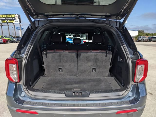 Certified 2023 Ford Explorer Platinum w/ Technology Package image 13
