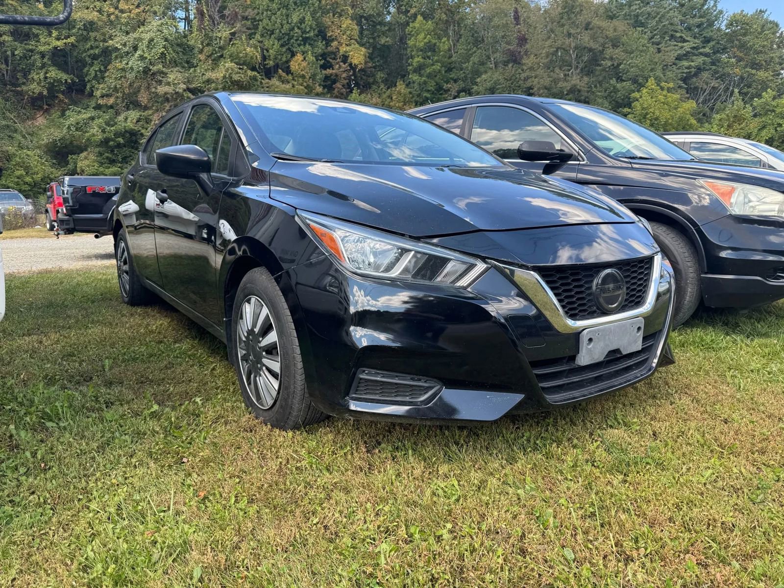 Used 2020 Nissan Versa S image 1