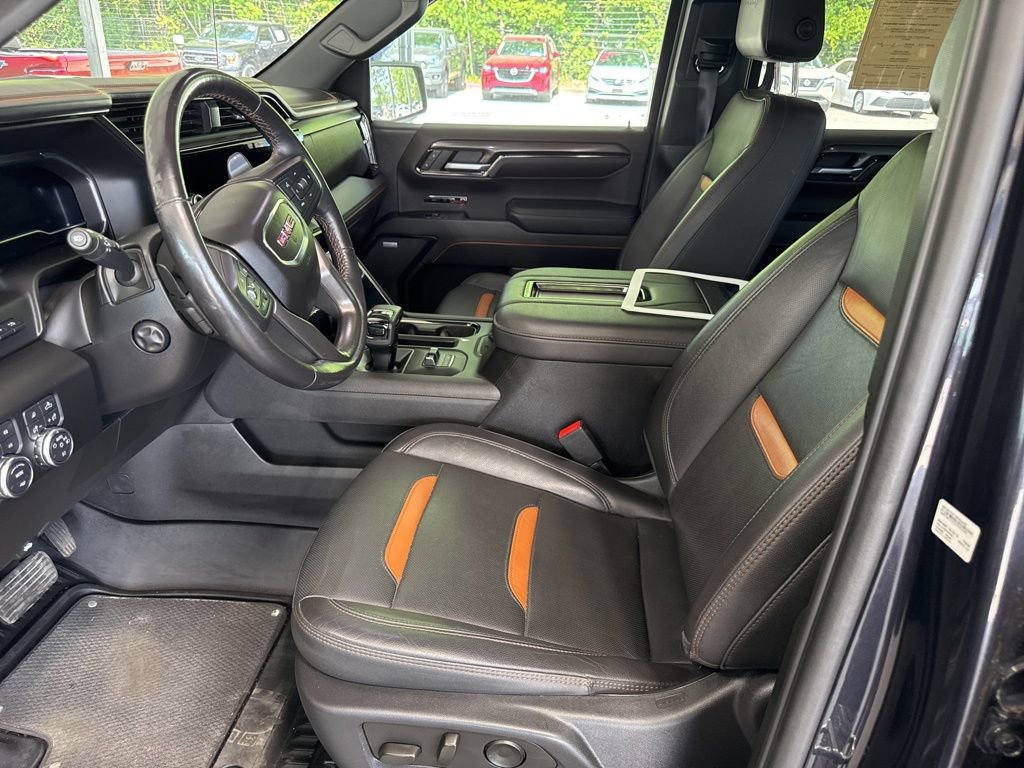 Used 2022 GMC Sierra 1500 AT4 w/ AT4 Premium Package AWD/4WD image 8