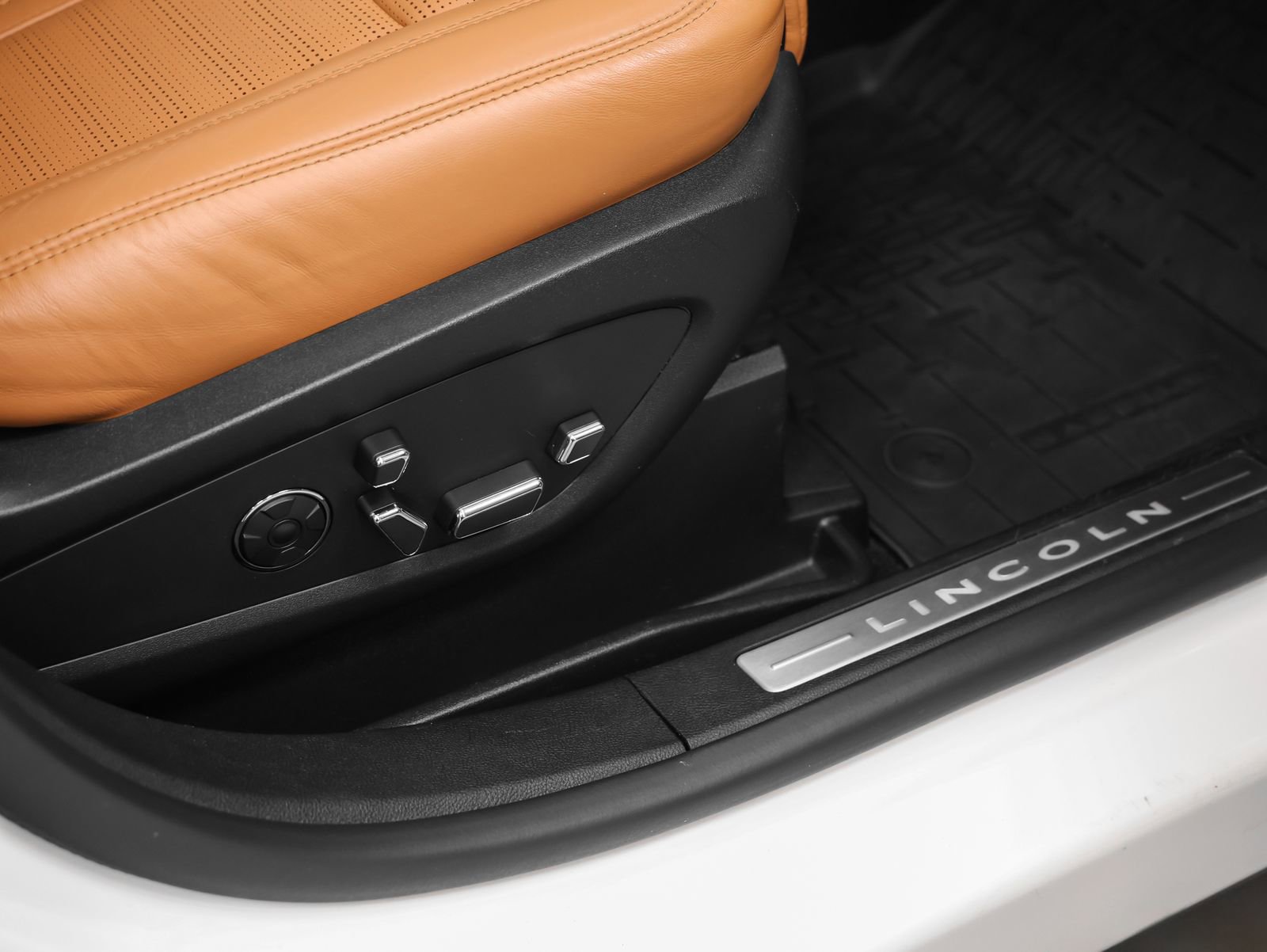 Used 2023 Lincoln Nautilus Black Label AWD/4WD image 20