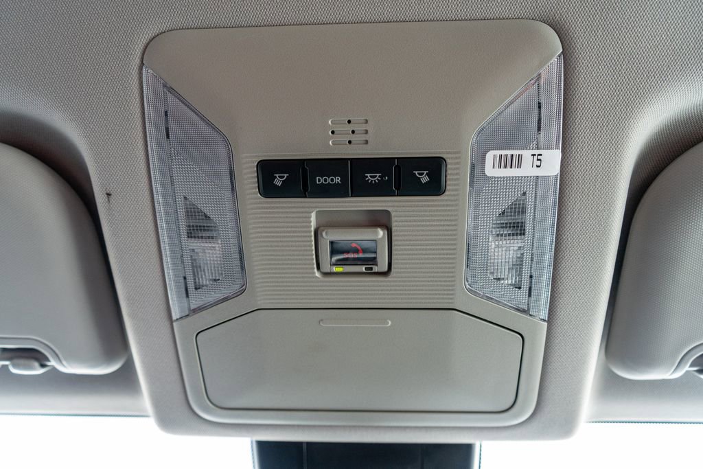 Used 2024 Toyota RAV4 LE image 19