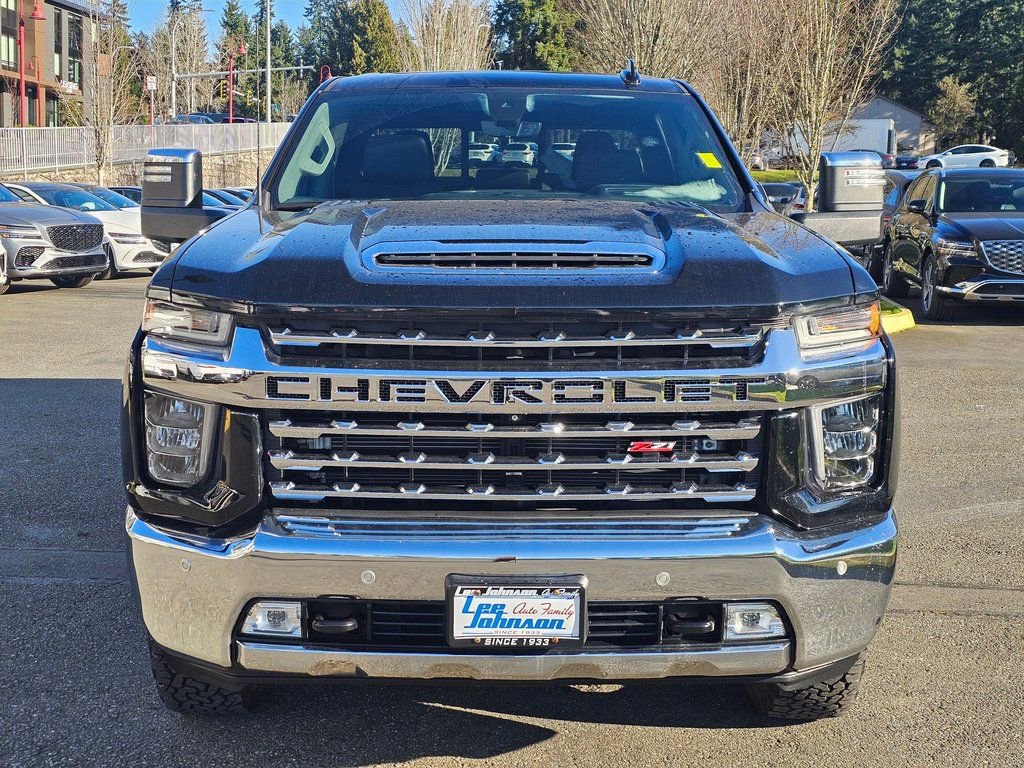 Used 2020 Chevrolet Silverado 2500 LTZ w/ LTZ Premium Package image 2