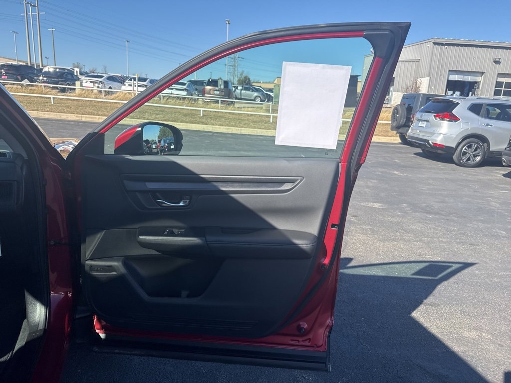 Certified 2025 Honda CR-V EX image 32