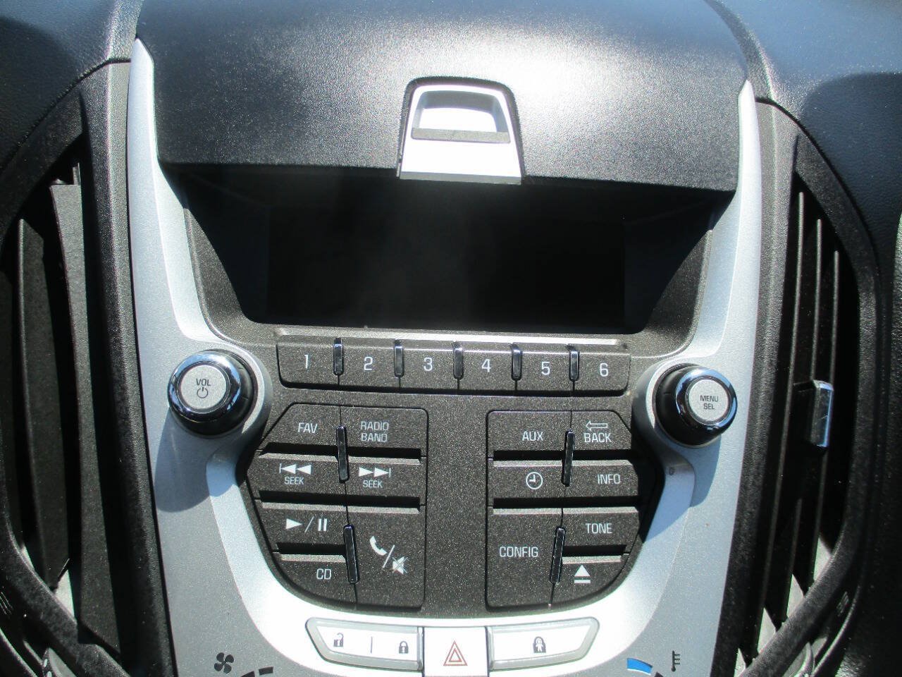Used 2012 Chevrolet Equinox LS AWD/4WD image 21