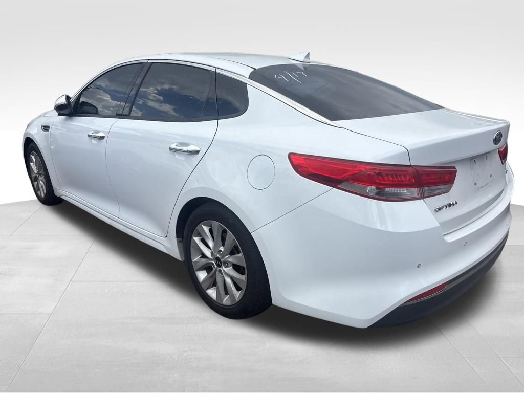 Used 2018 Kia Optima EX FWD image 16