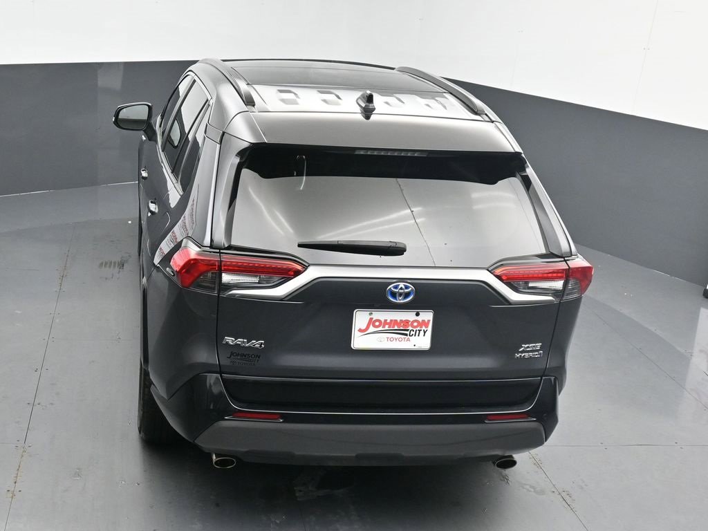 Used 2021 Toyota RAV4 XSE image 33