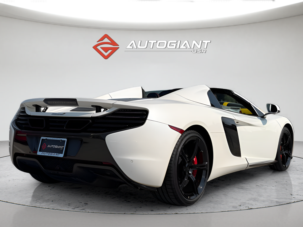 Used 2015 McLaren 650S Spider RWD image 7