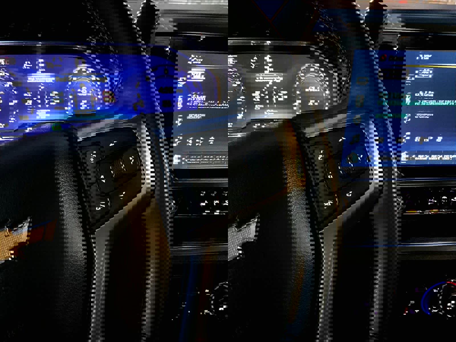 Used 2025 Chevrolet Silverado 1500 LT image 23