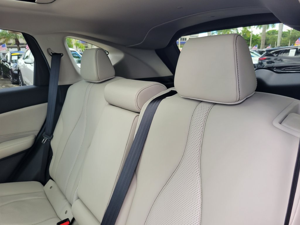 Certified 2025 Acura RDX w/ Technology Package AWD/4WD image 13