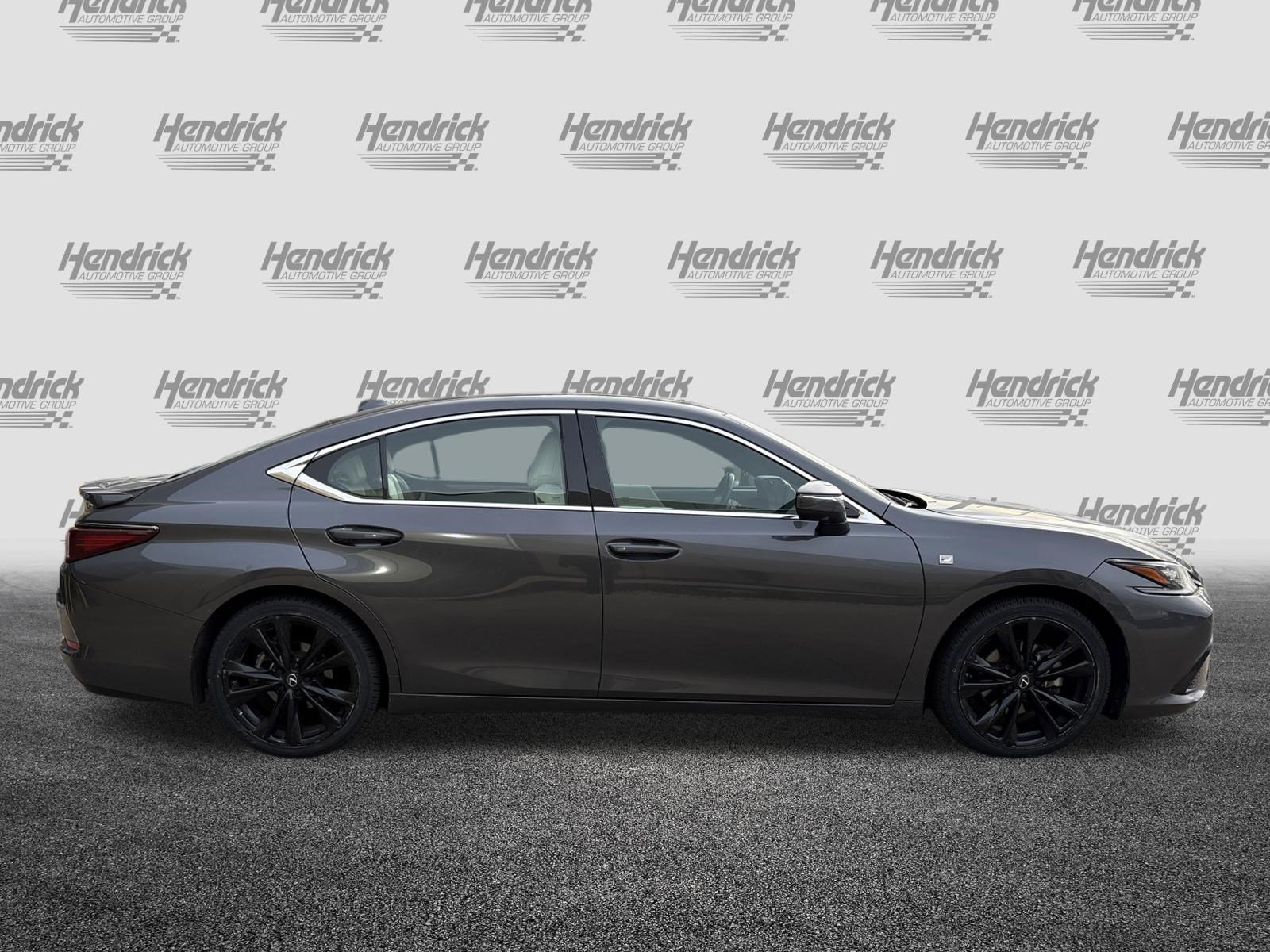Used 2023 Lexus ES 350 F Sport image 11