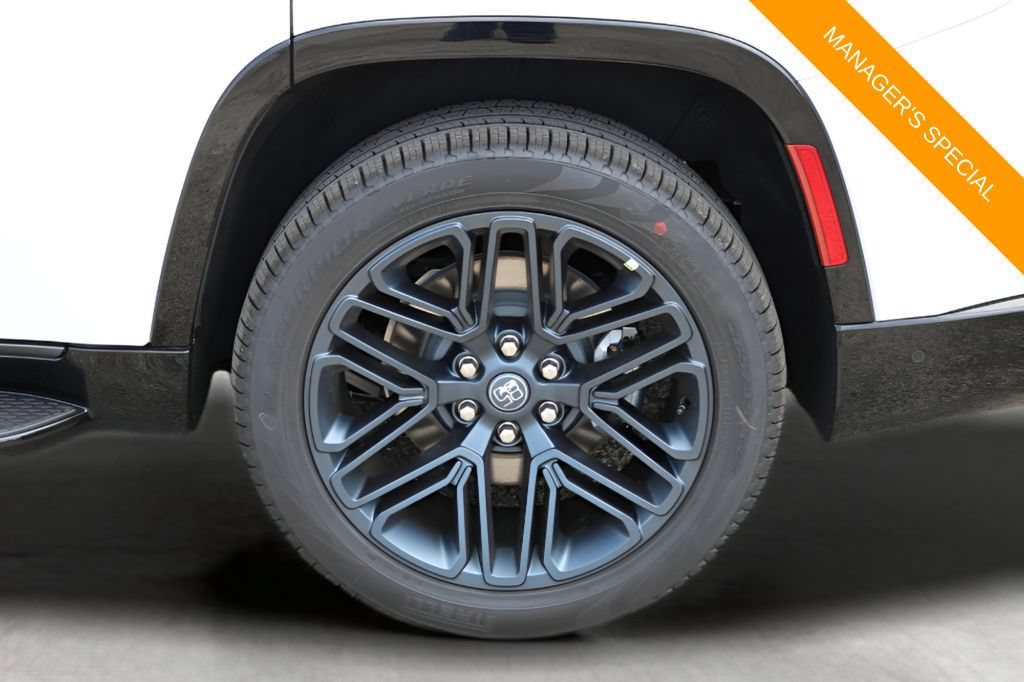 New 2026 Jeep Grand Wagoneer 4WD image 10