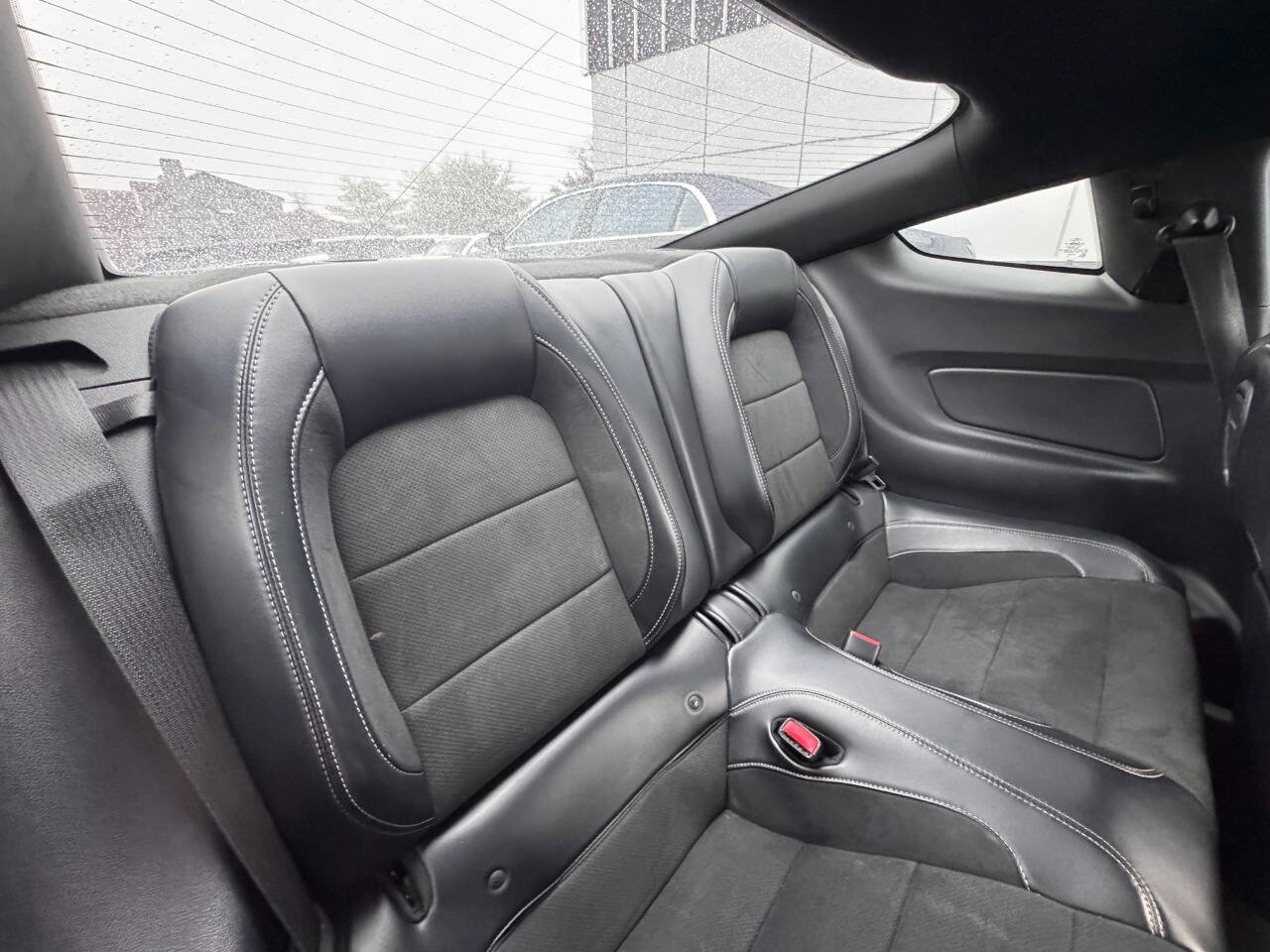 Used 2016 Ford Mustang Shelby GT350 w/ Technology Package image 19
