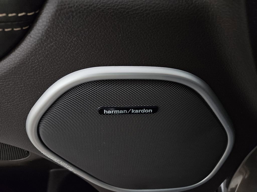 Used 2018 Jeep Grand Cherokee Summit w/ Platinum Series Group RWD image 26
