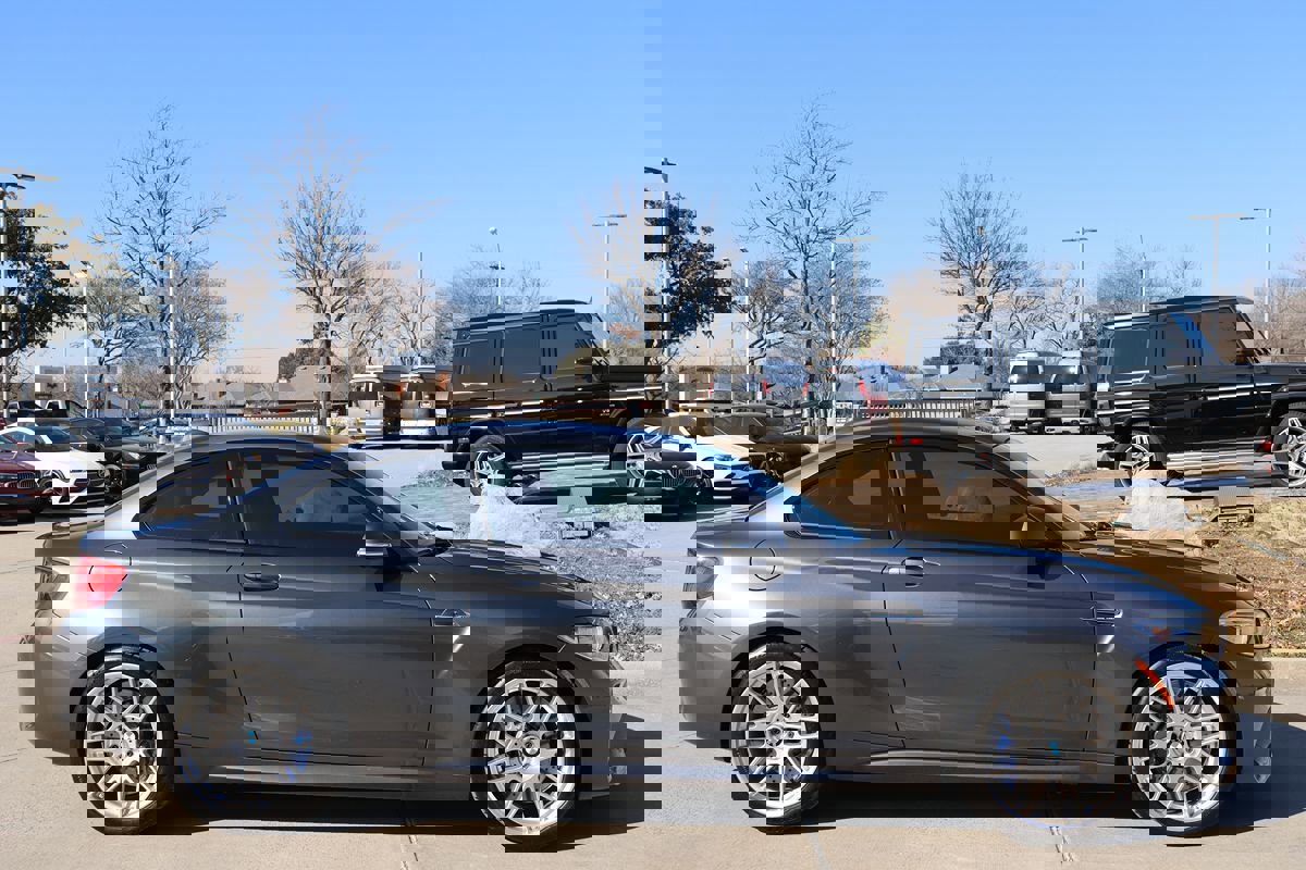 Used 2017 BMW M2 image 4