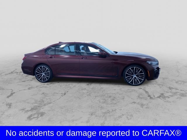 Used 2022 BMW 750i xDrive w/ Luxury Rear Seating Package AWD/4WD image 2
