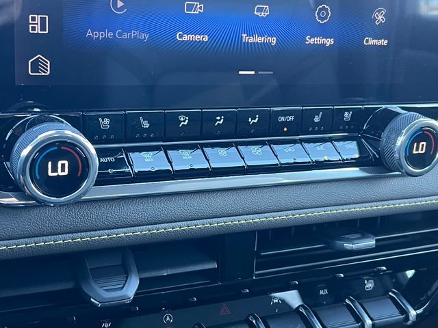New 2026 Chevrolet Colorado ZR2 w/ Technology Package AWD/4WD image 30