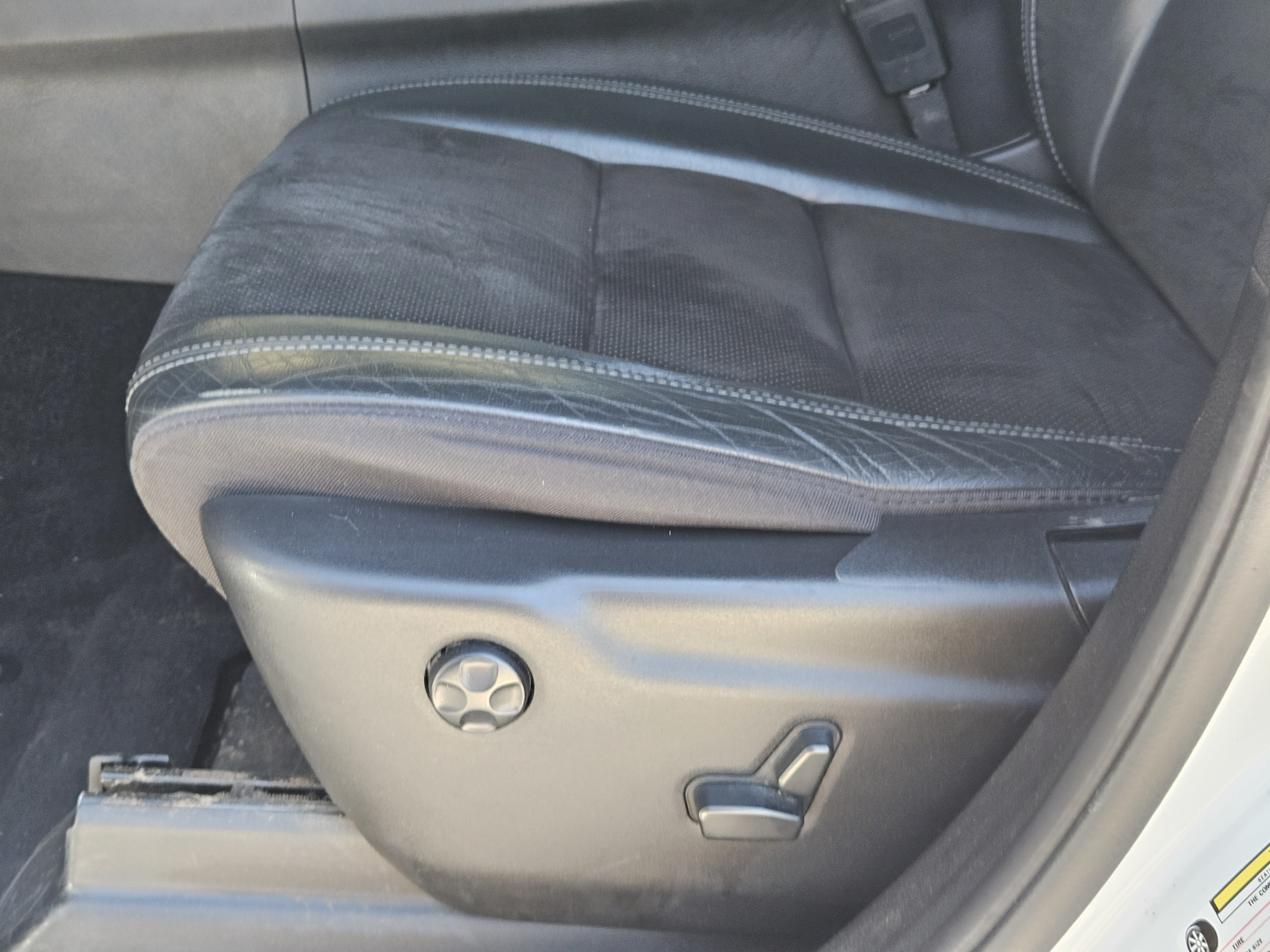 Used 2021 Dodge Durango GT RWD image 22