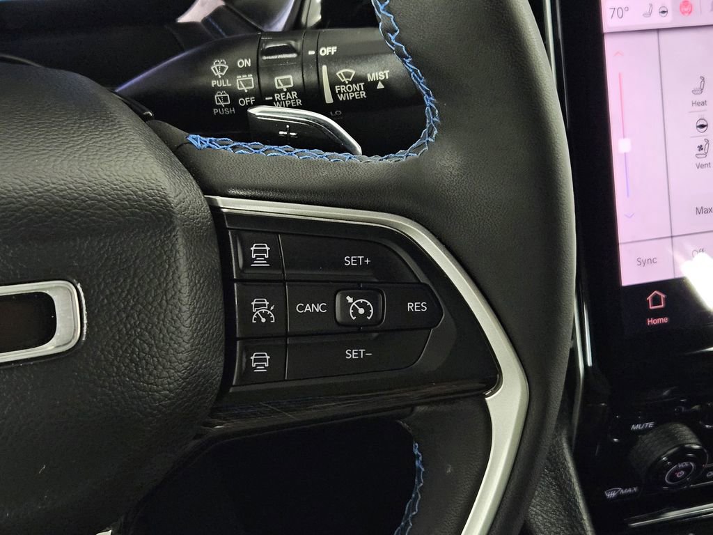 Used 2022 Jeep Grand Cherokee Trailhawk image 16