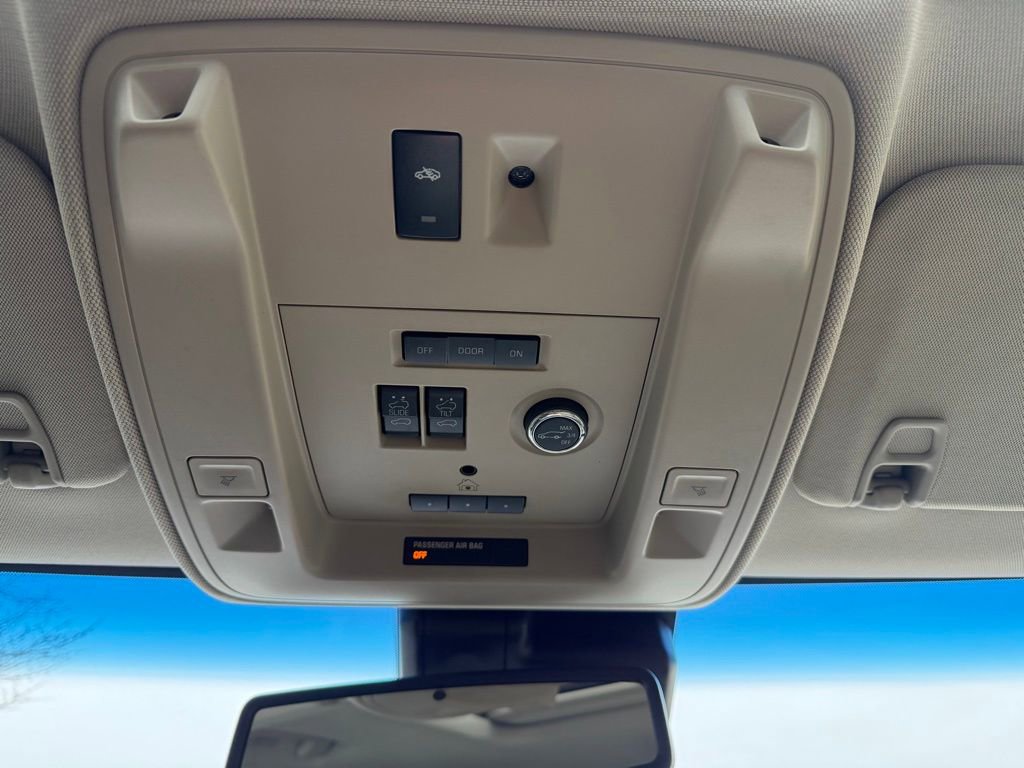 Used 2018 GMC Yukon Denali w/ Denali Ultimate Package image 26