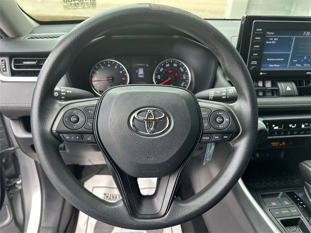Used 2021 Toyota RAV4 LE image 15