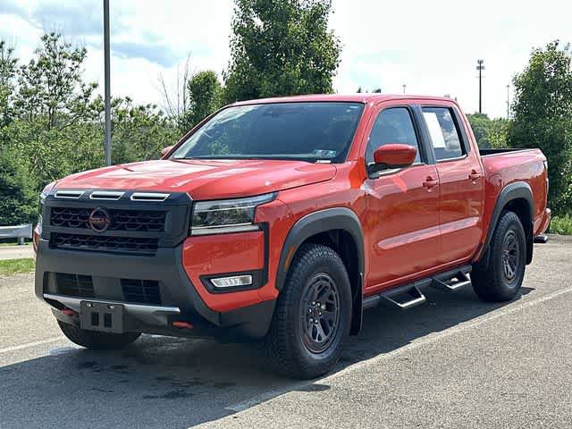 Used 2025 Nissan Frontier Pro-X RWD image 1