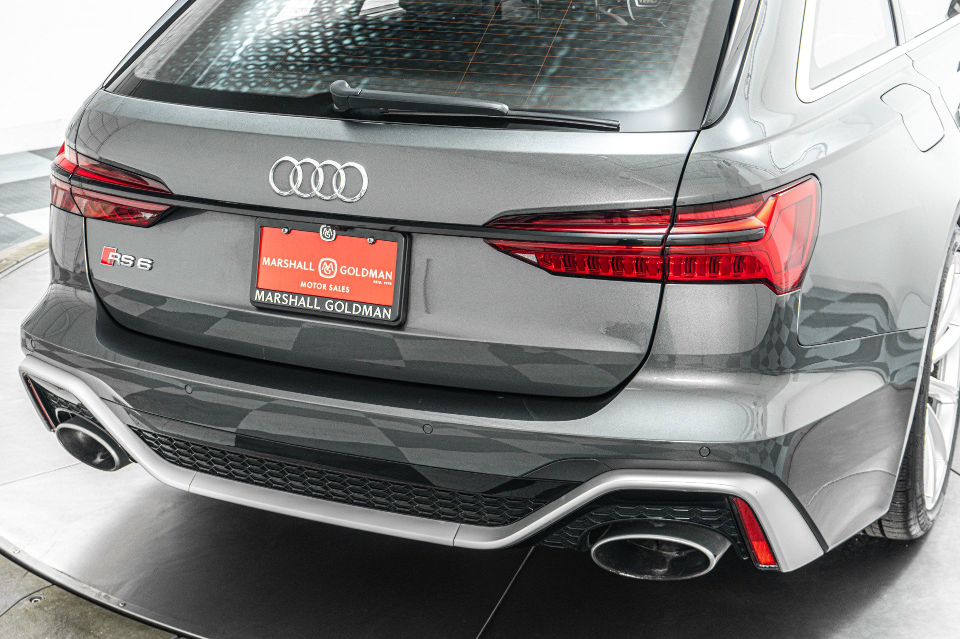 Used 2023 Audi RS 6 AWD/4WD image 38