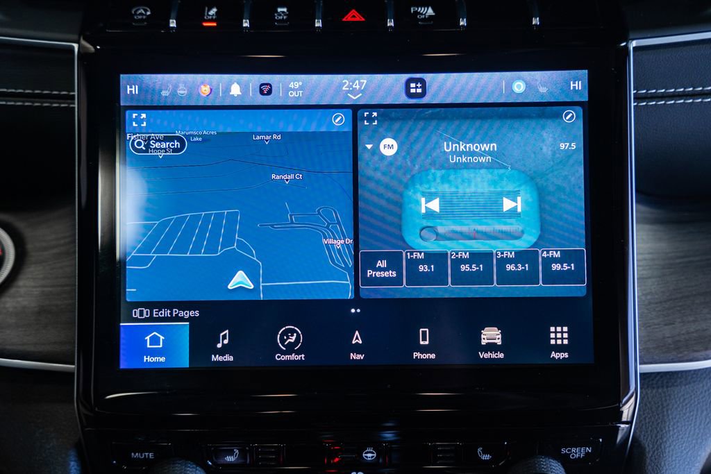 Certified 2023 Jeep Grand Cherokee Limited w/ Black Appearance Package image 26