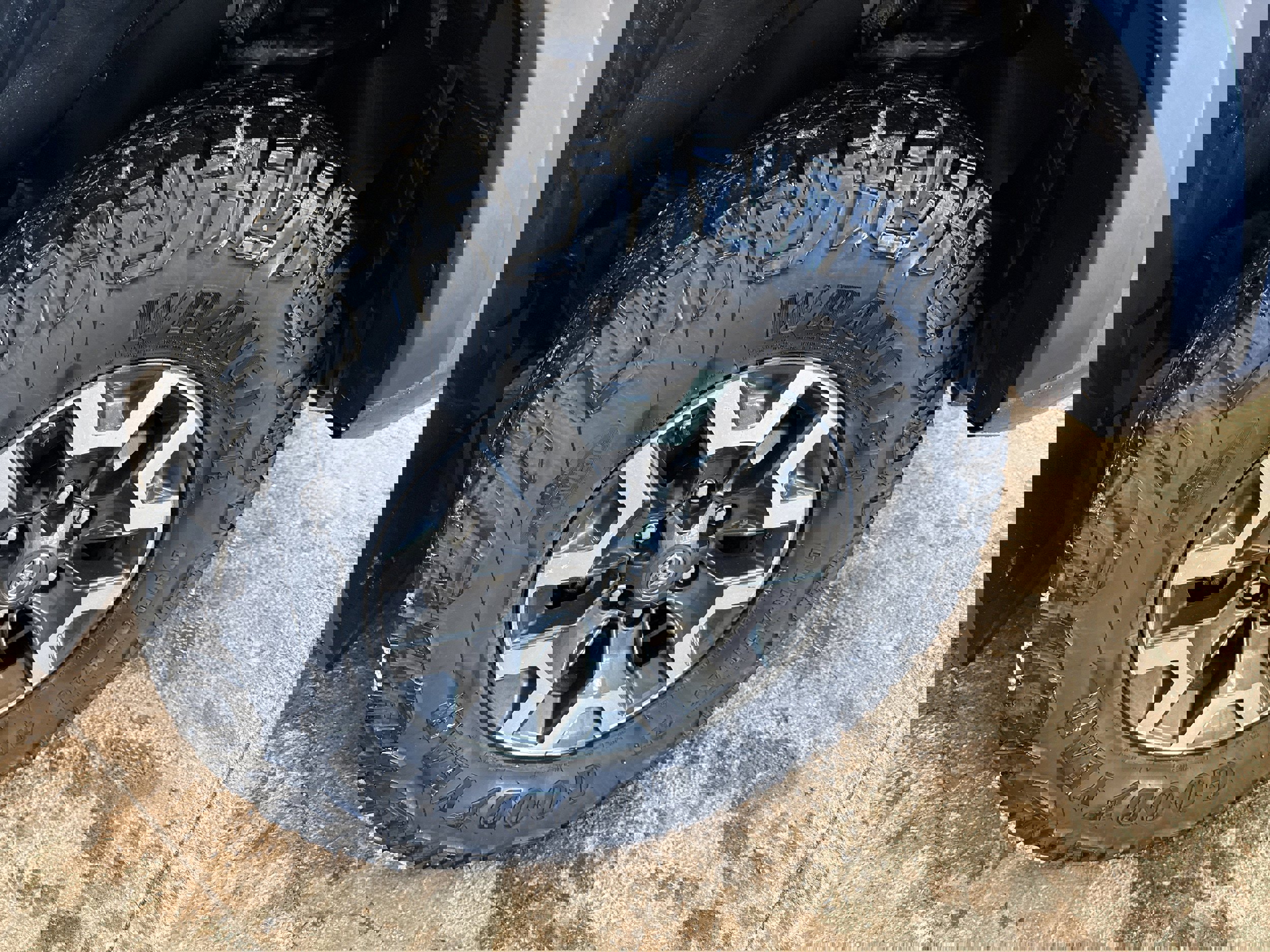 Used 2021 Toyota Tacoma TRD Off-Road w/ TRD Premium Off Road Package image 11