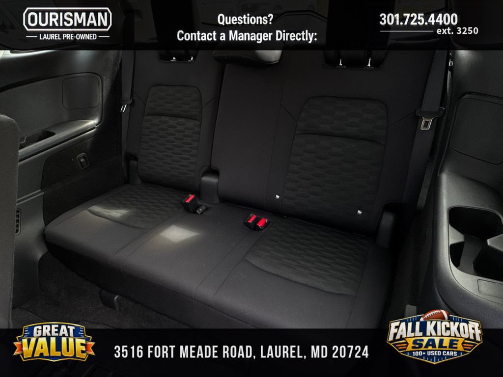Used 2025 Nissan Pathfinder SV AWD/4WD image 18