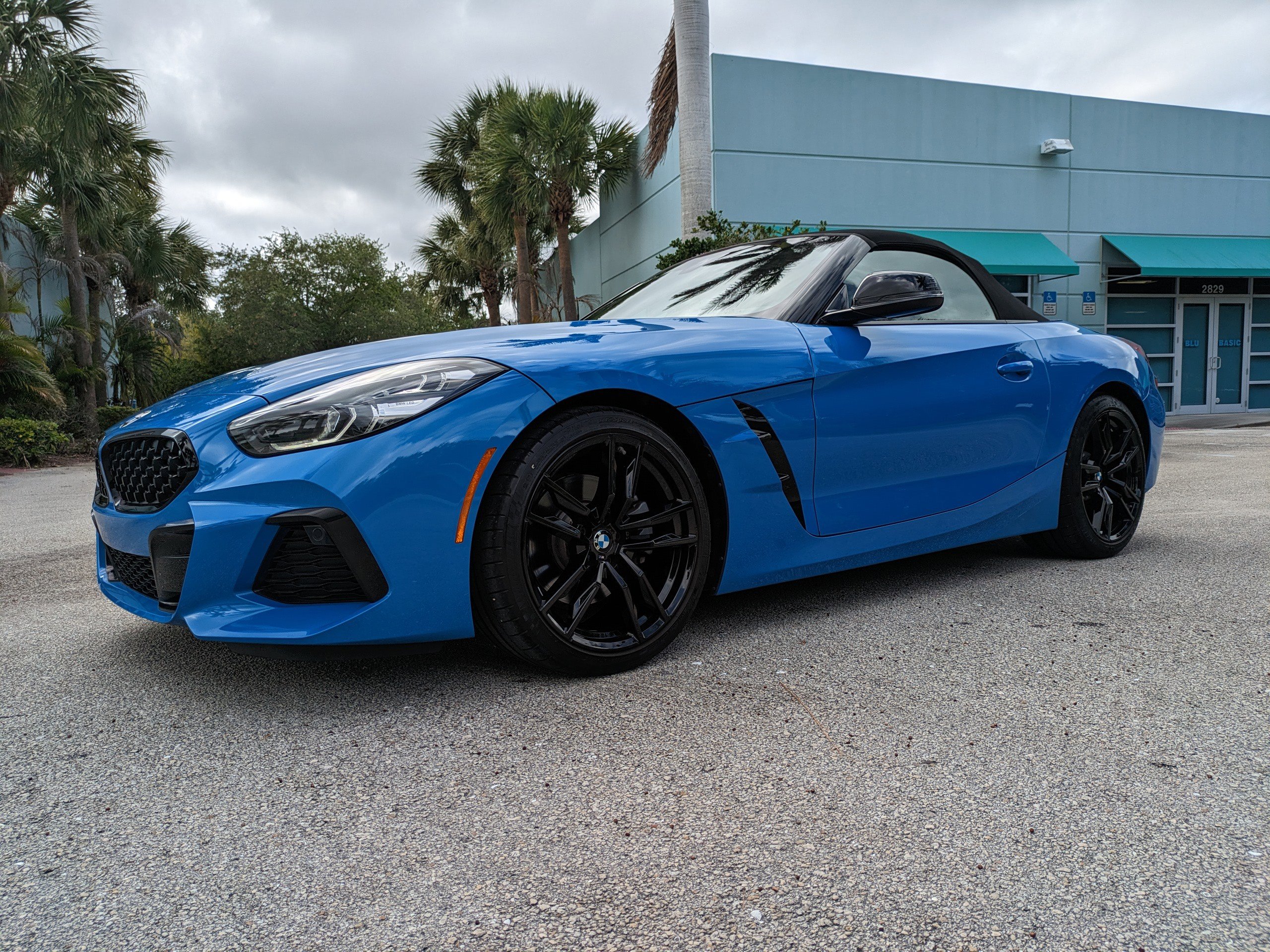 Used 2022 BMW Z4 sDrive30i w/ M Sport Package image 8