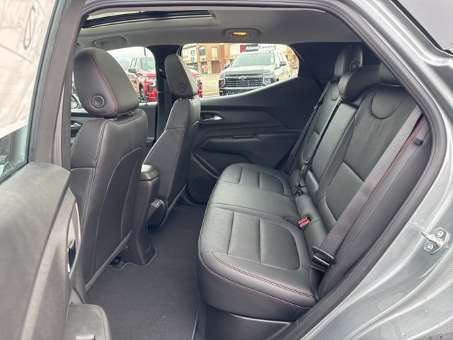 New 2027 Chevrolet Bolt RS w/ Technology Package FWD image 13