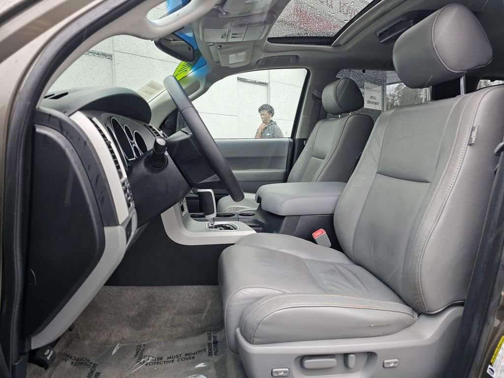 Used 2008 Toyota Sequoia Limited AWD/4WD image 19