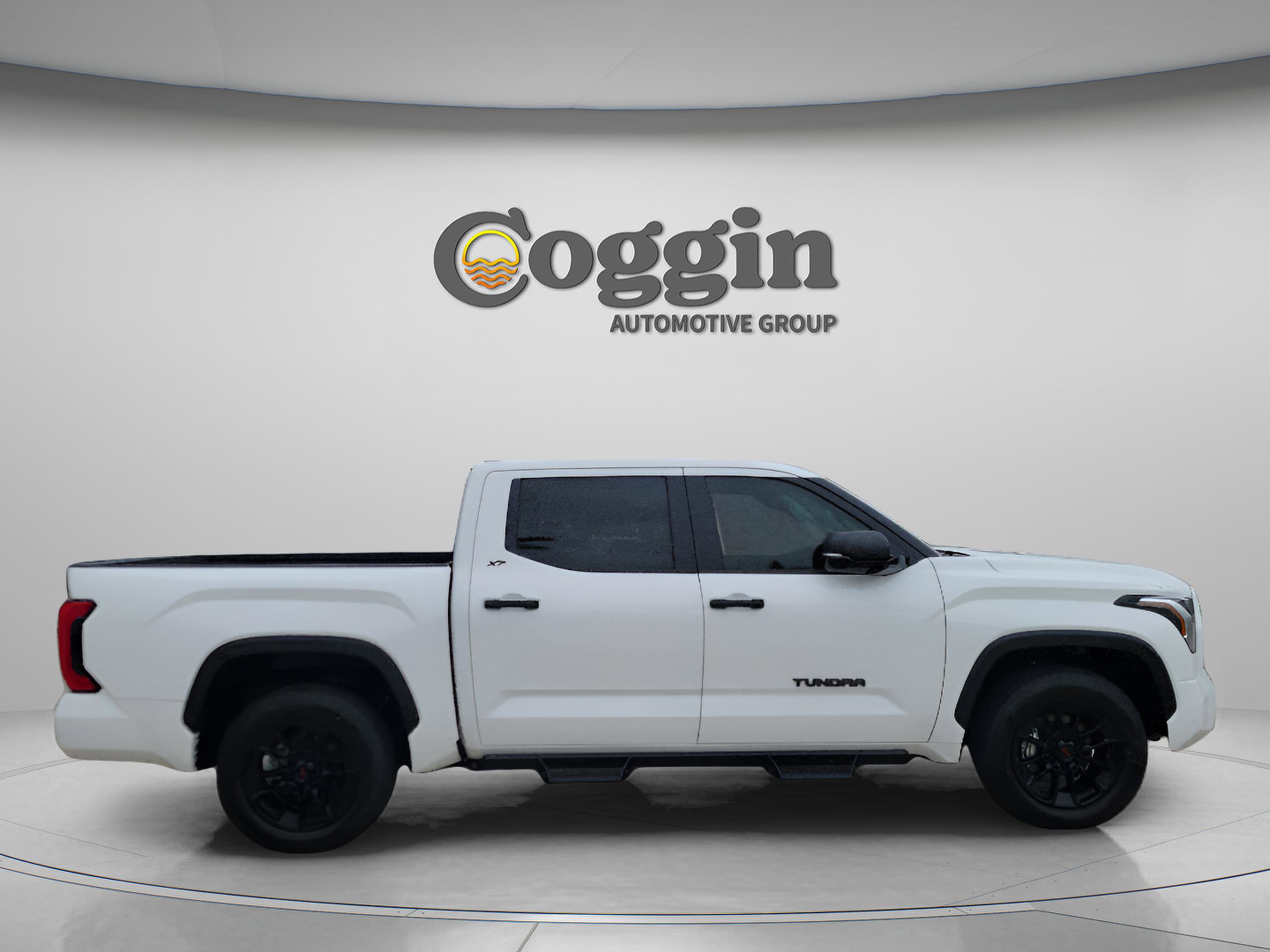 Used 2024 Toyota Tundra SR5 w/ SR5 Convenience Package image 4