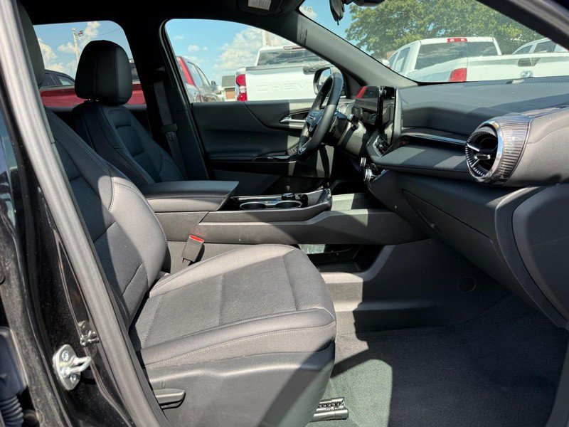 Used 2026 Chevrolet Equinox LT w/ Convenience Package II AWD/4WD image 9