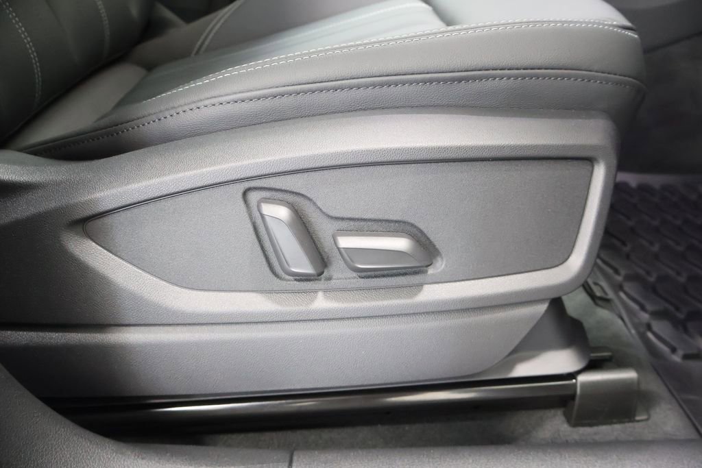 Used 2023 Audi Q5 2.0T Premium Plus w/ Premium Plus Package image 22