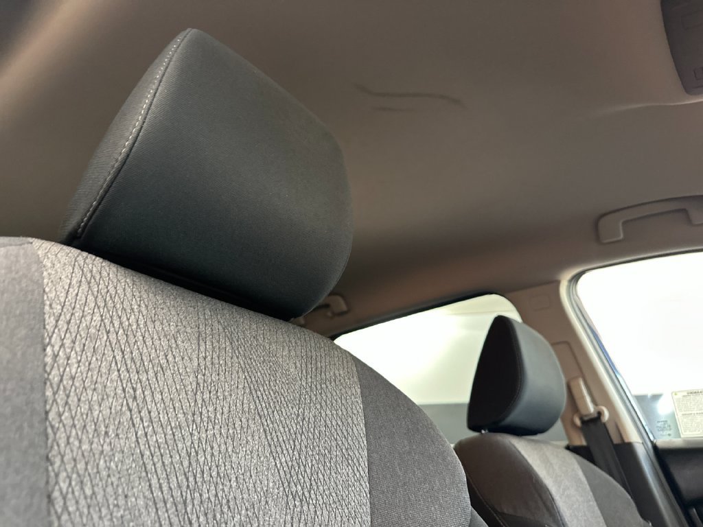Used 2025 Nissan Rogue SV FWD image 16