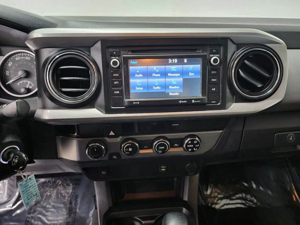 Used 2017 Toyota Tacoma SR5 w/ Tow Package AWD/4WD image 17