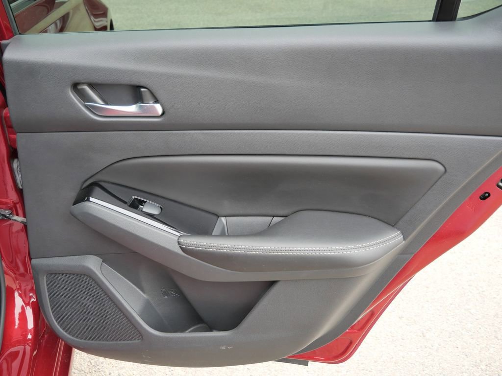 Used 2021 Nissan Altima 2.5 SV w/ SV Premium Package FWD image 20