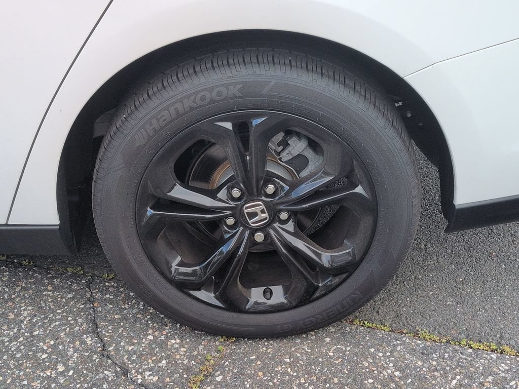Used 2025 Honda Accord SE image 28
