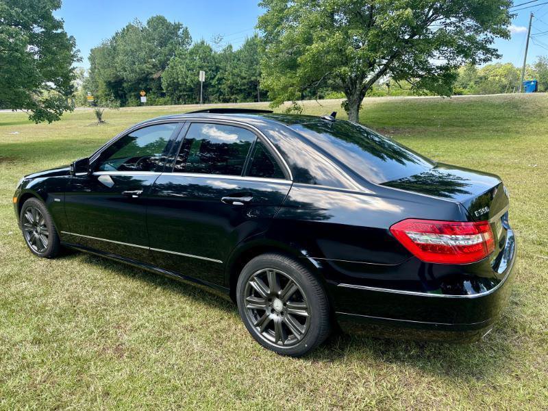 Used 2012 Mercedes-Benz E 350 BlueTEC Sedan image 3