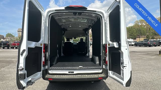 New 2026 Ford Transit 250 148 Medium Roof w/ Load Area Protection Package RWD image 15
