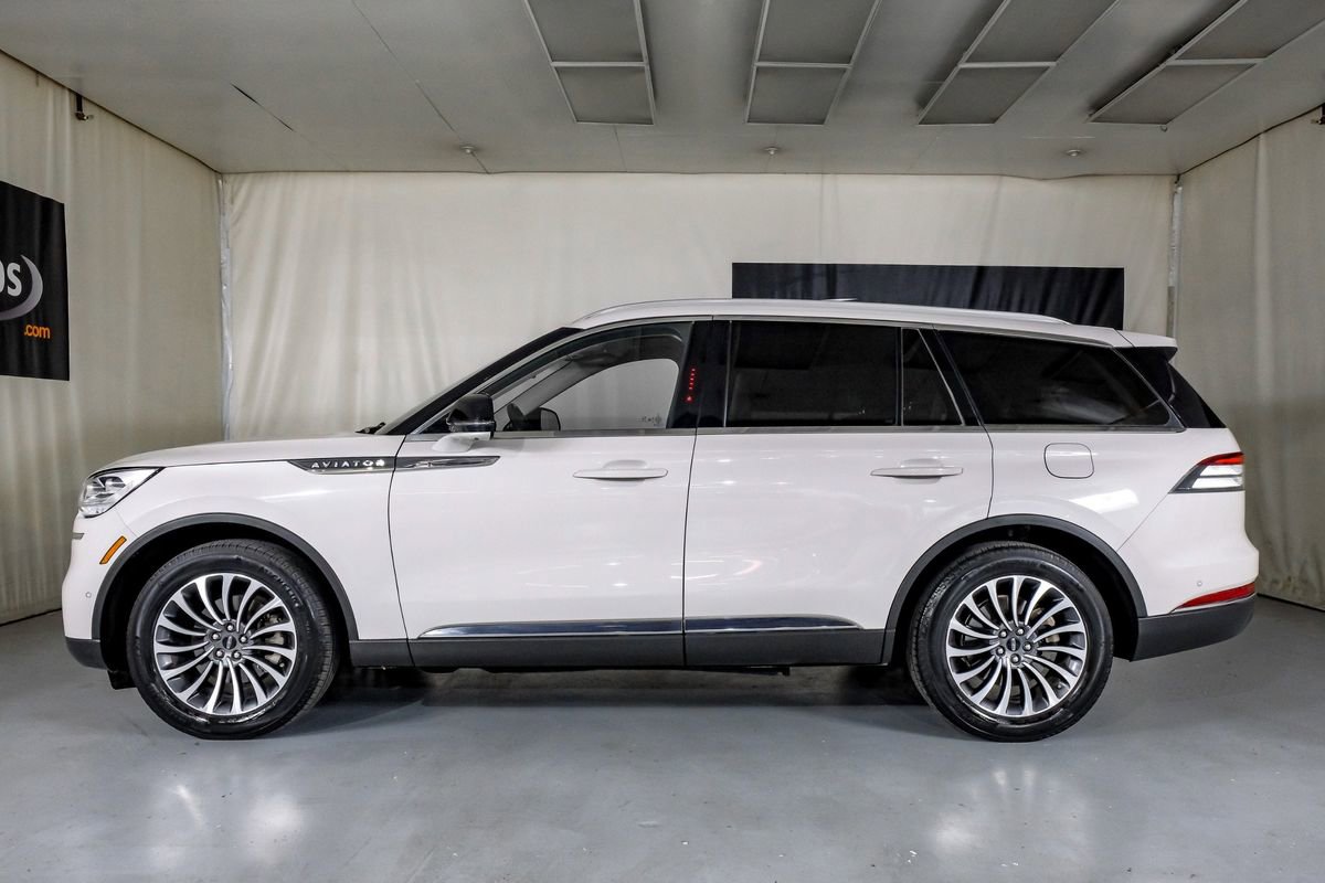 Used 2022 Lincoln Aviator Reserve w/ Equipment Group 201A image 11