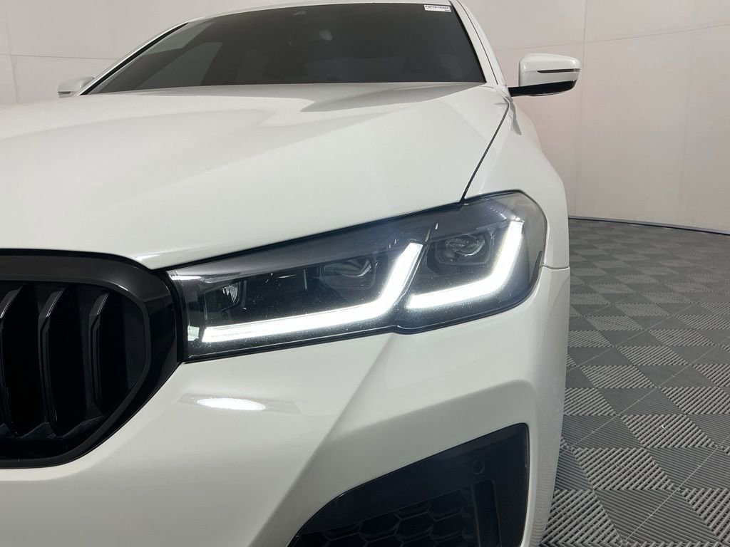 Used 2023 BMW 540i w/ M Sport Package image 8