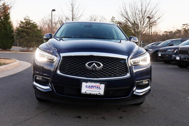 Used 2019 INFINITI QX60 Luxe w/ Essential Package image 2
