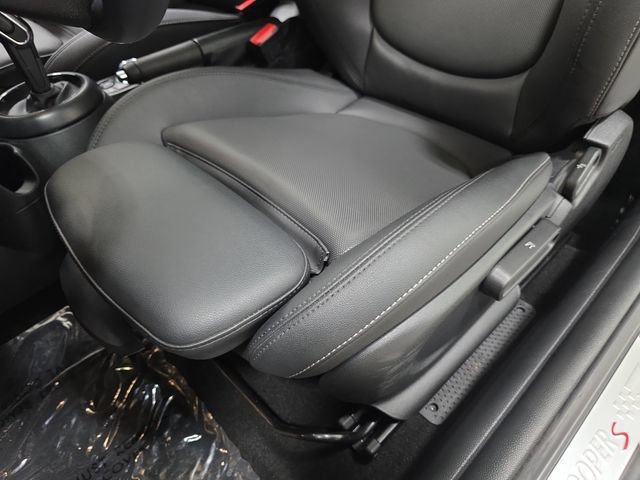 Used 2024 MINI Cooper S FWD image 24