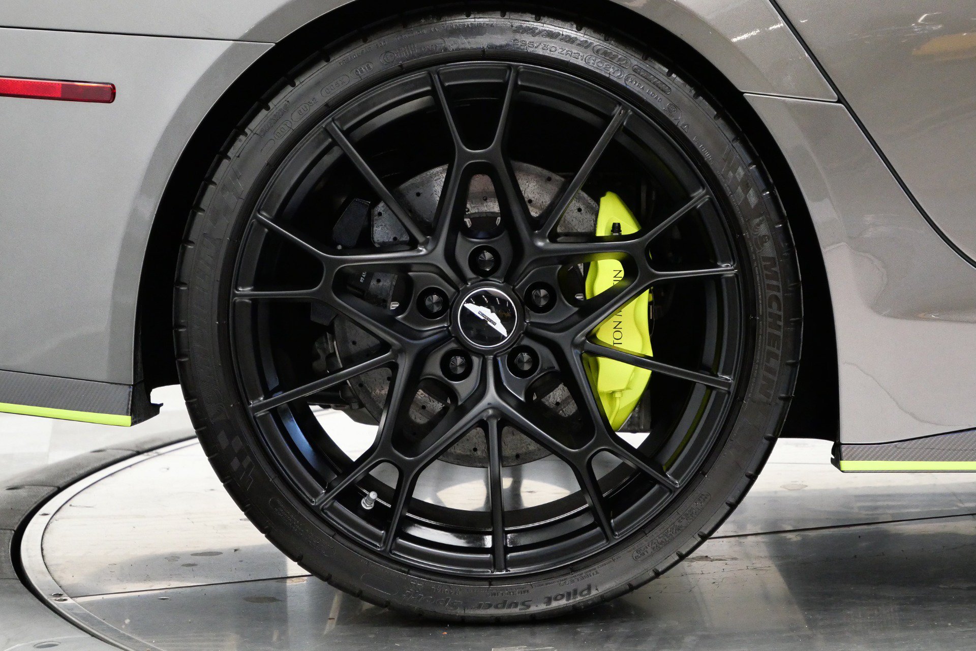 Used 2019 Aston Martin Rapide AMR RWD image 40
